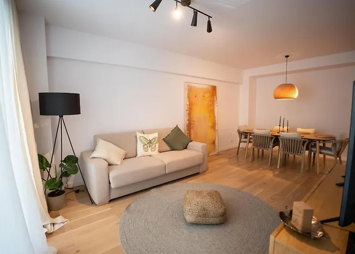 Apartament The Level Sanctuary: Free Parking & Netflix Bucureşti