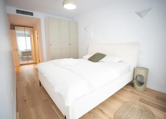 Apartament The Level Sanctuary: Free Parking & Netflix Bucureşti