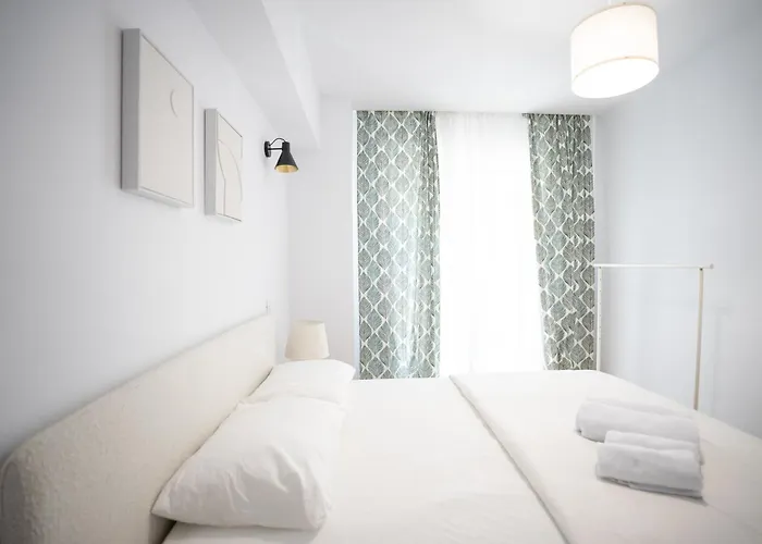 The Level Sanctuary: Free Parking & Netflix Apartament Bucureşti